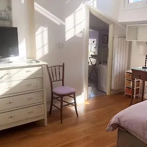 Lovely Independent Mini-apartment In Rome