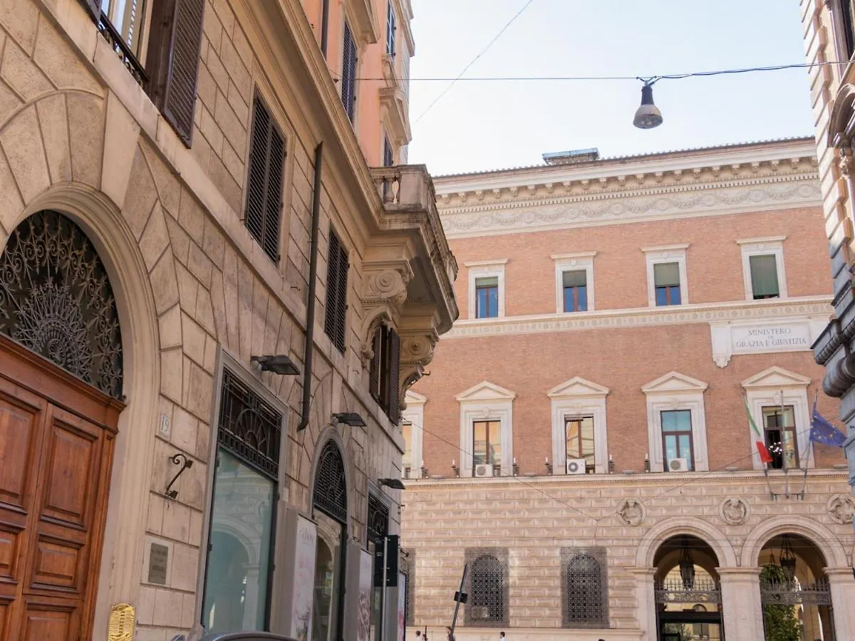 The Best Rent - Bright Apartment Near Isola Tiberina Roma
