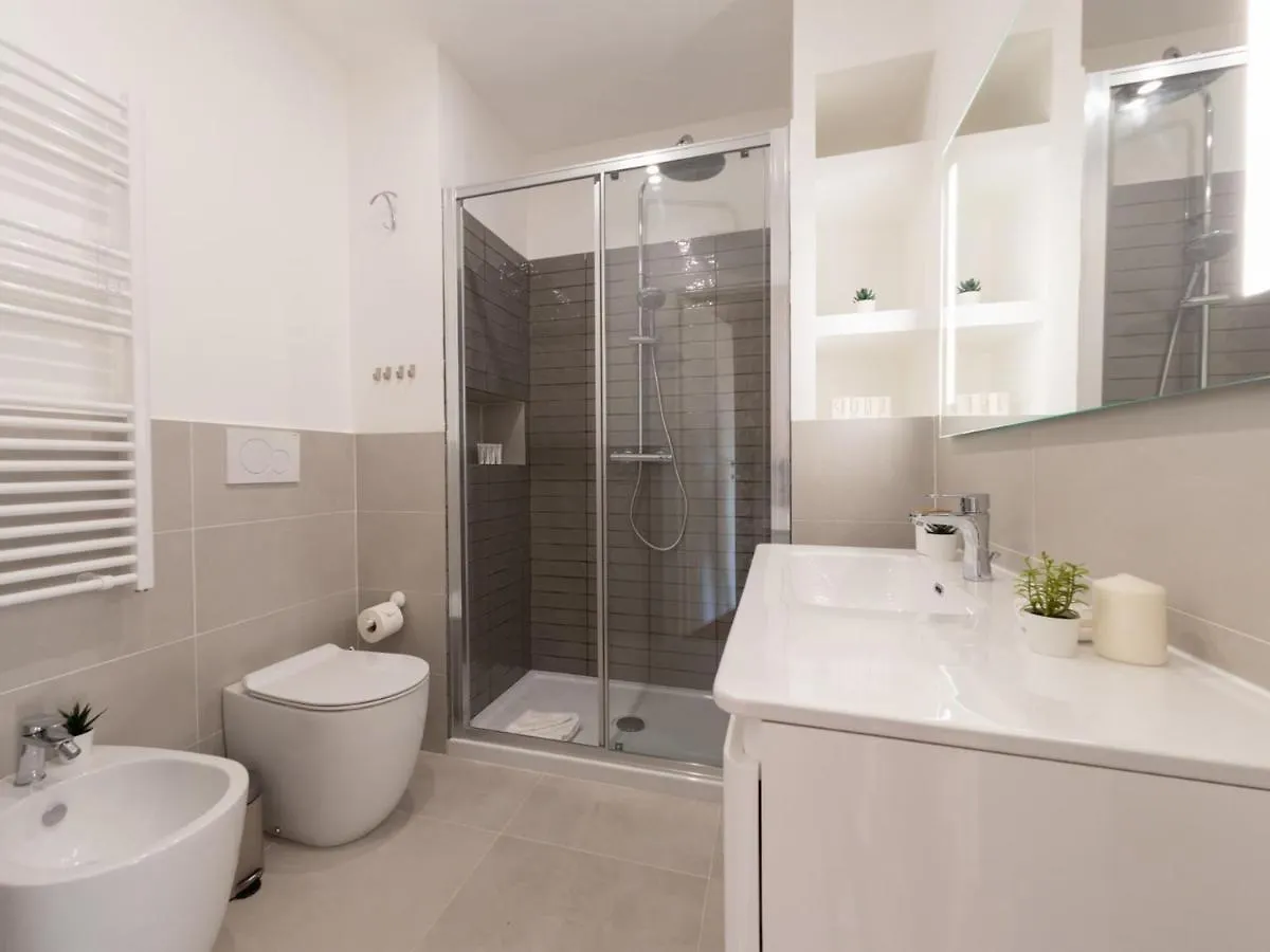 The Best Rent - Bright Apartment Near Isola Tiberina Rome